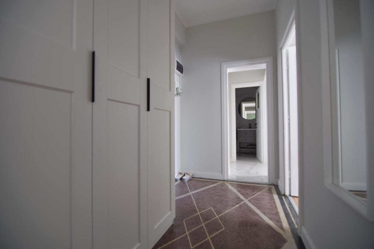 Beautiful Apartment In Old City Бухарест Екстер'єр фото